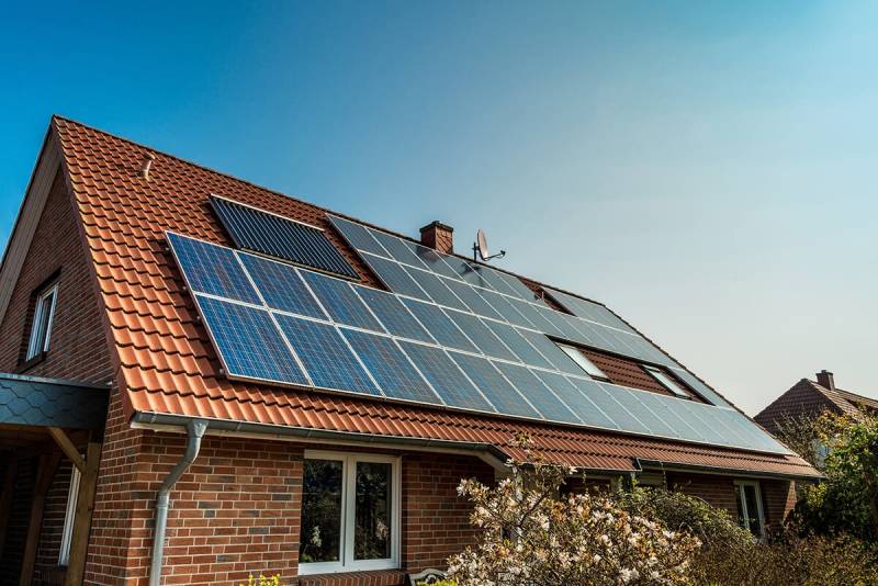 Réduire votre empreinte carbone avec l'énergie solaire à Meaux : Les panneaux solaires transforment votre maison en havre durable